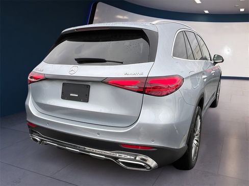 Certified 2025 Mercedes-Benz GLC 300 4MATIC image 5
