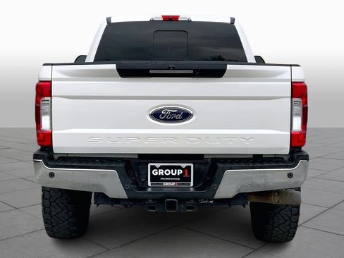 Used 2019 Ford F250 Lariat w/ Lariat Ultimate Package image 4