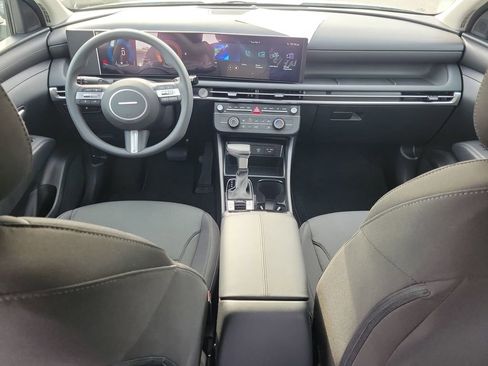 Used 2026 Hyundai Tucson SE FWD image 9