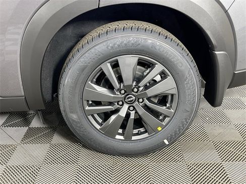 New 2026 Nissan Pathfinder SV image 20