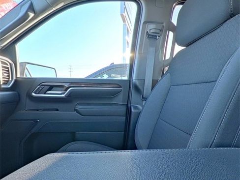 Used 2024 GMC Sierra 2500 SLE w/ SLE Value Package; image 26