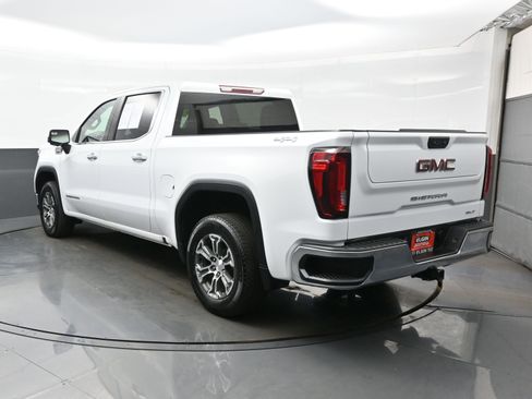 Used 2025 GMC Sierra 1500 SLT AWD/4WD image 4