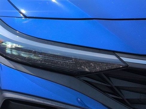 Certified 2025 Hyundai Elantra Sport FWD image 9
