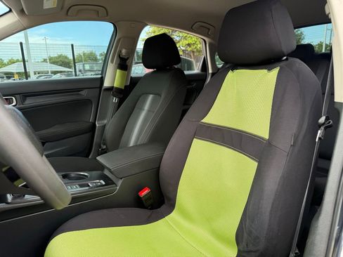 Used 2023 Honda Civic LX image 11