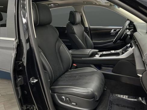 Used 2023 Genesis GV80 3.5T Advanced + w/ Cargo Package image 33