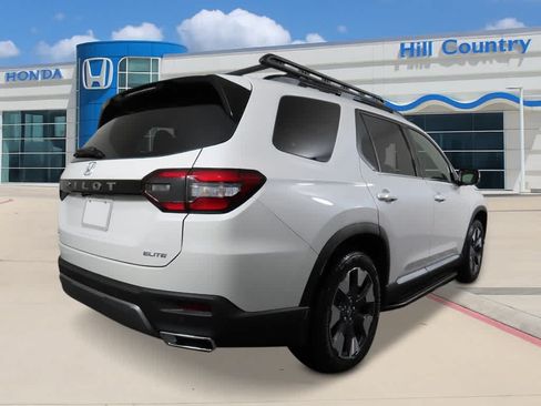New 2026 Honda Pilot Elite image 5