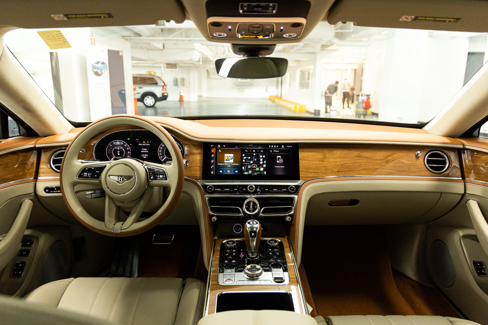 Used 2026 Bentley Flying Spur V8 AWD/4WD image 27