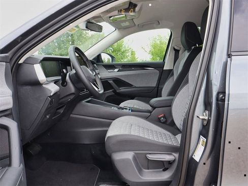 New 2025 Volkswagen Tiguan S image 11