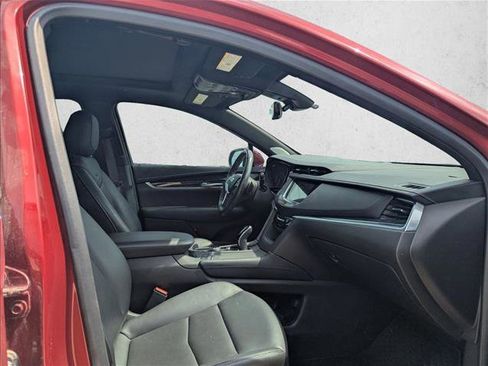 Certified 2024 Cadillac XT5 Premium Luxury w/ Technology Package FWD image 15