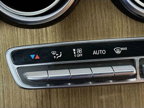 Used 2018 Mercedes-Benz GLC 43 AMG 4MATIC image 23