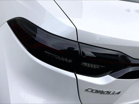 Used 2022 Toyota Corolla LE image 27