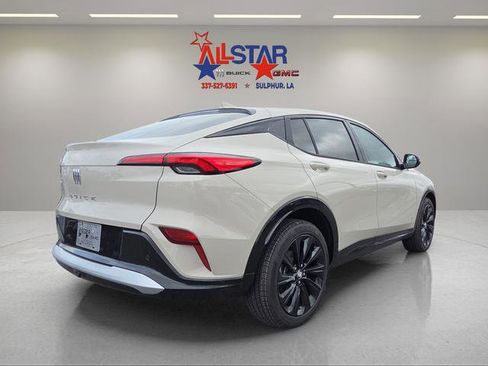 New 2026 Buick Envista Sport Touring w/ Studio Series image 7