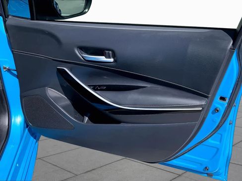 Used 2022 Toyota Corolla XSE FWD image 22