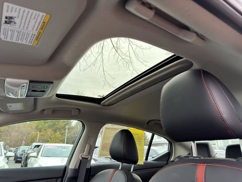 Used 2024 Nissan Sentra SR w/ SR Premium Package image 30