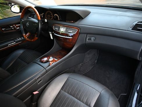 Used 2009 Mercedes-Benz CL 600 image 21