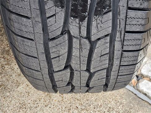 Used 2022 Chevrolet Silverado 1500 Custom image 11