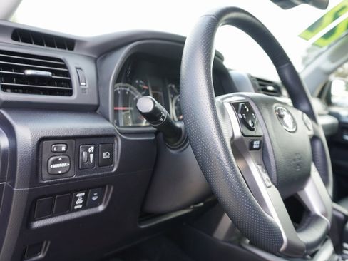 Used 2022 Toyota 4Runner TRD Sport image 12