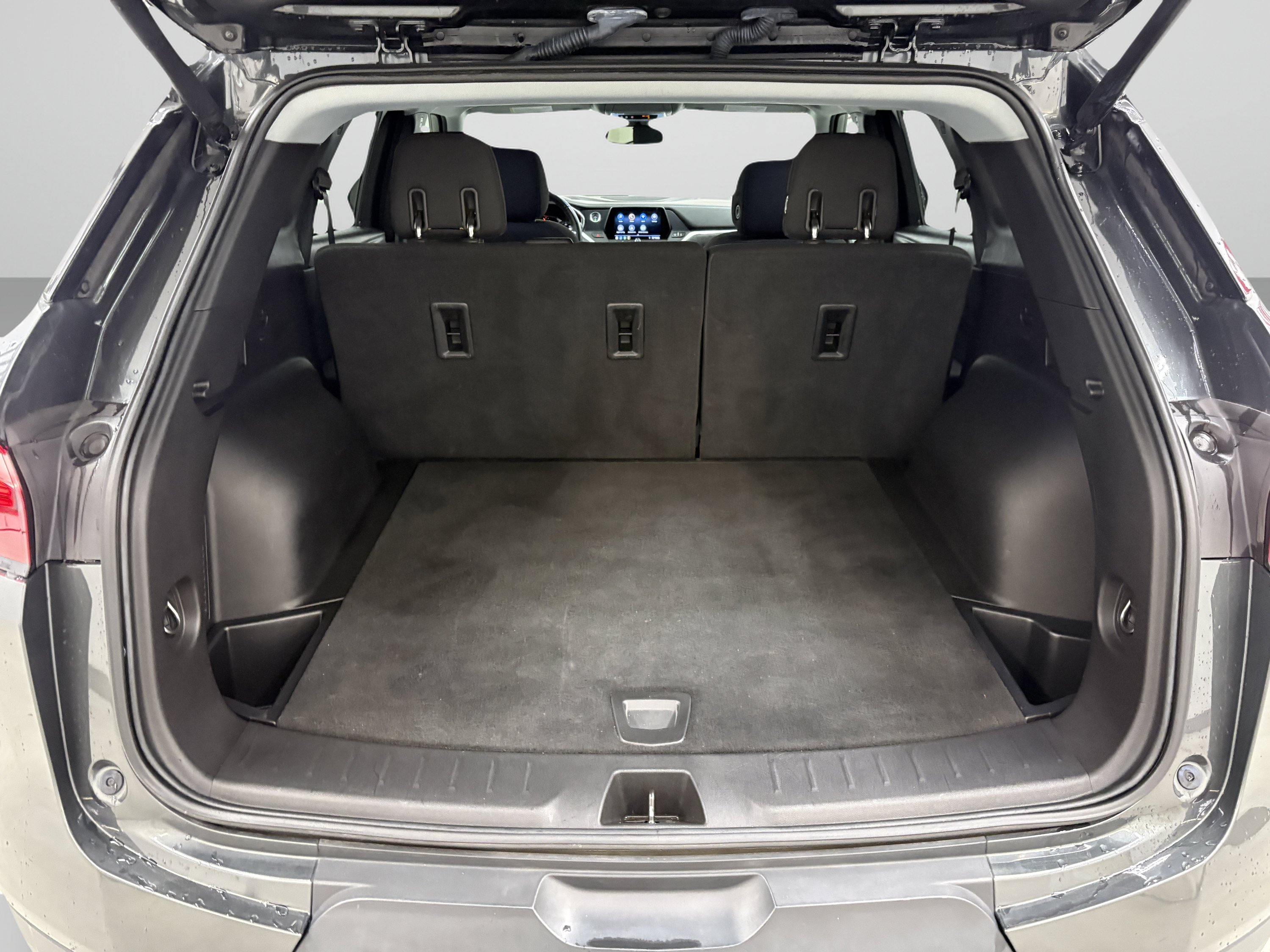 Used 2019 Chevrolet Blazer LT FWD image 8