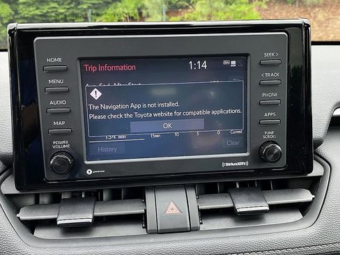 Certified 2021 Toyota RAV4 XLE w/ Convenience Package FWD image 14
