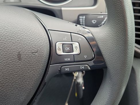 Used 2019 Volkswagen Atlas S FWD image 26