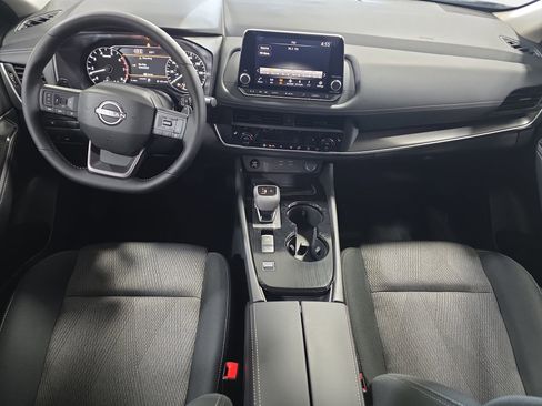 New 2026 Nissan Rogue SV w/ Cold Weather Package FWD image 9