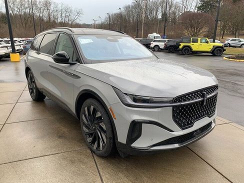 New 2026 Lincoln Nautilus Reserve image 30