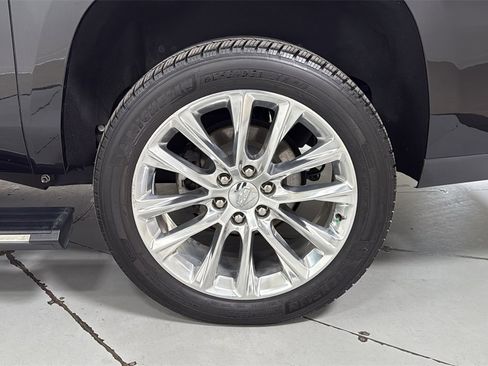 Used 2019 Cadillac Escalade ESV Premium Luxury image 24