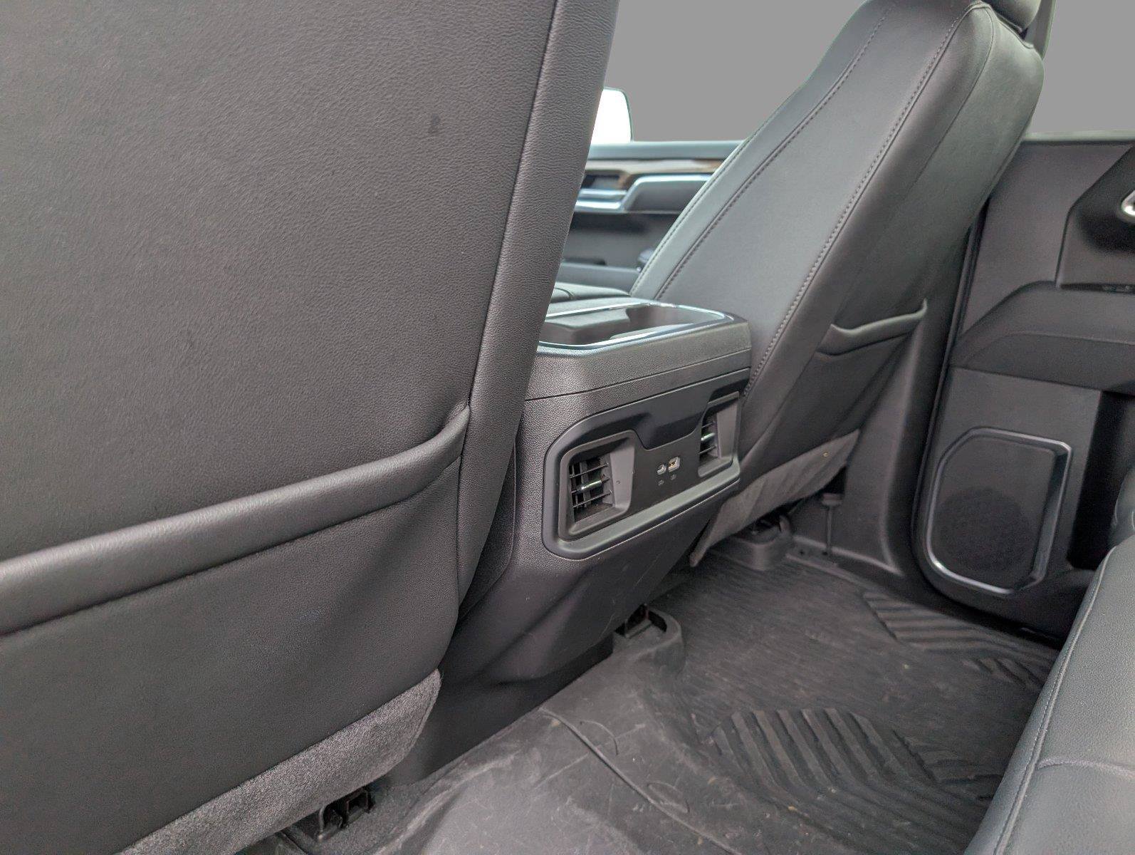 Used 2025 Chevrolet Silverado 1500 LT Trail Boss w/ Convenience Package II AWD/4WD image 33