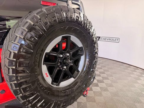 Used 2018 Jeep Wrangler Unlimited Rubicon AWD/4WD image 33