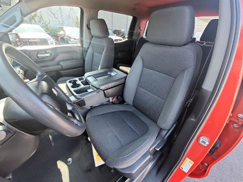 Used 2022 Chevrolet Silverado 1500 Custom RWD image 17