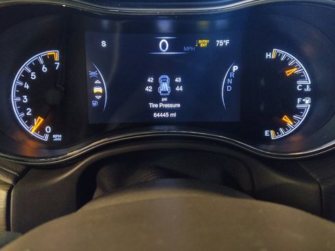 Used 2020 Jeep Grand Cherokee Overland image 23