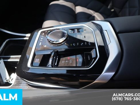 Used 2025 BMW 740i 740i w/ Premium Package image 35