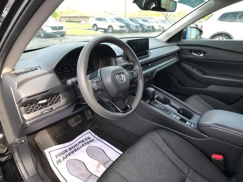Certified 2023 Honda Accord EX image 19