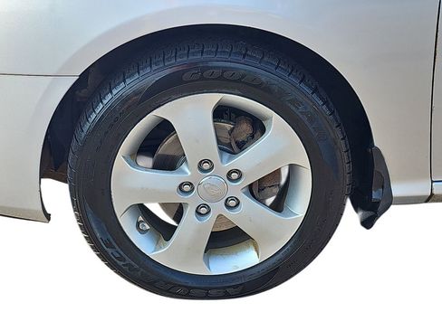 Used 2009 Hyundai Elantra SE FWD image 29