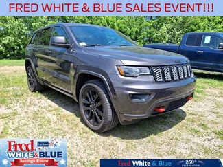Used 2017 Jeep Grand Cherokee Altitude AWD/4WD video 1