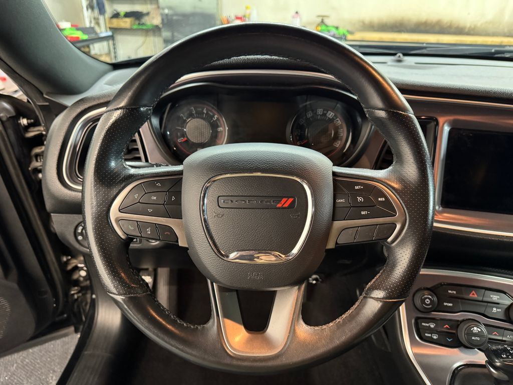 Used 2019 Dodge Challenger SXT w/ Blacktop Package RWD image 18