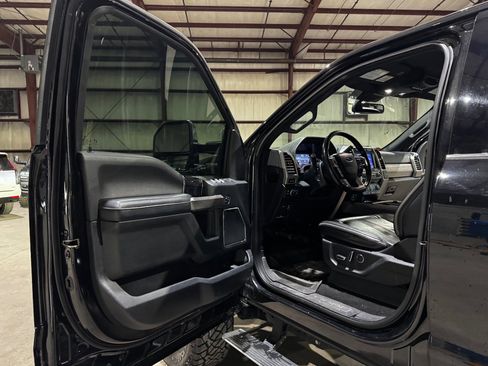 Used 2020 Ford F250 Platinum image 12