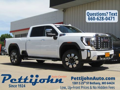 New 2026 GMC Sierra 3500 Denali w/ Technology Package AWD/4WD image 1