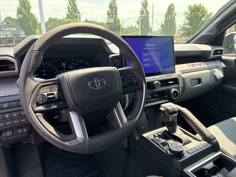 New 2025 Toyota Tacoma Trailhunter image 33