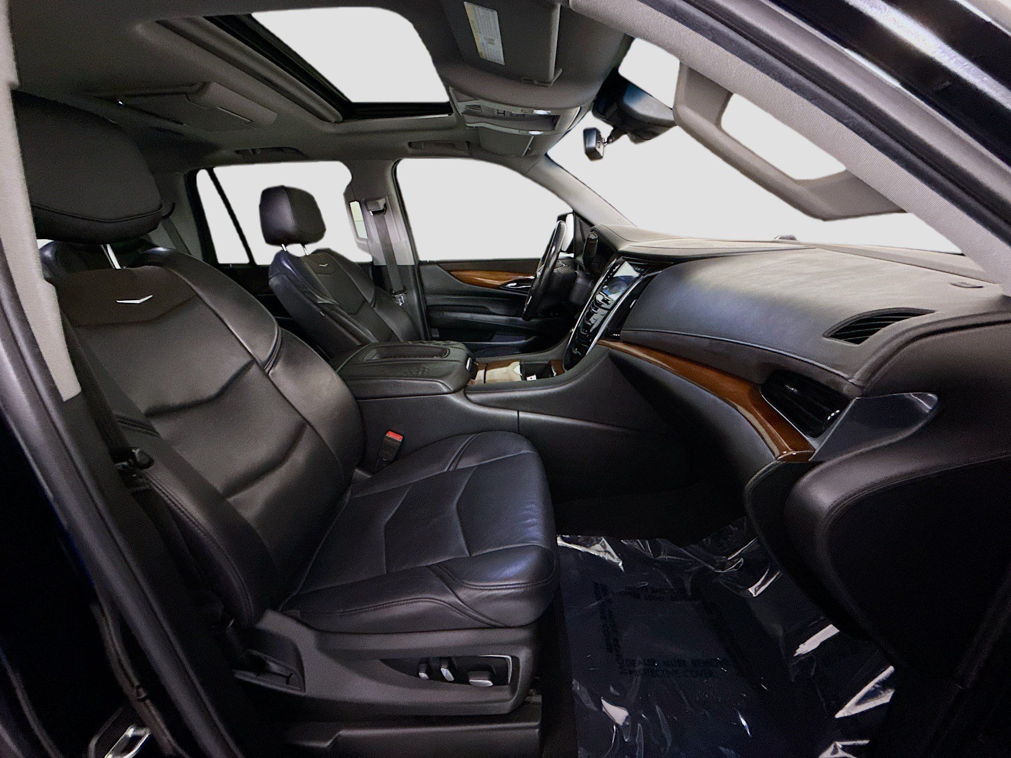 Used 2018 Cadillac Escalade Luxury AWD/4WD image 28