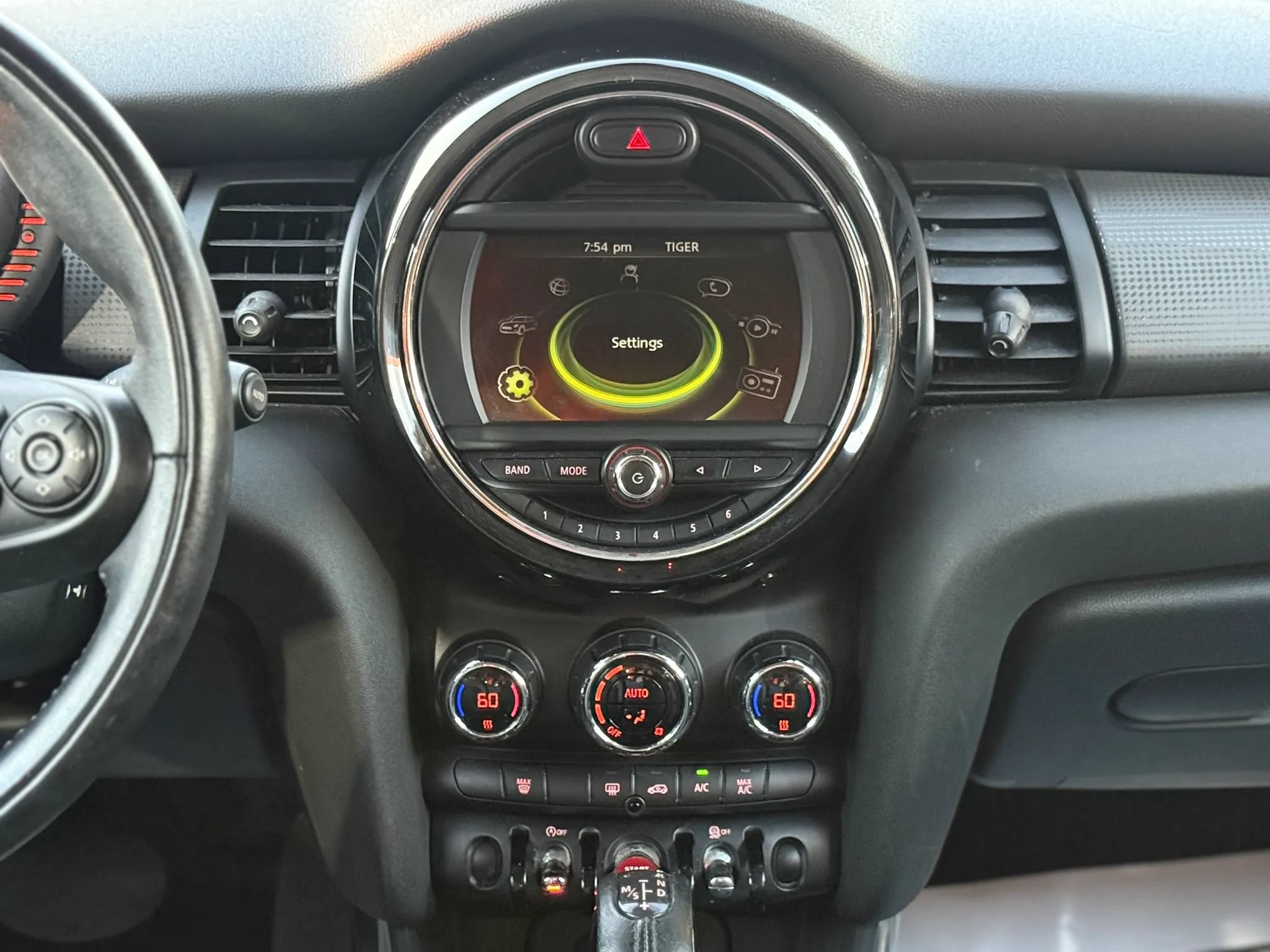 Used 2017 MINI Cooper 2-Door Hardtop FWD image 10