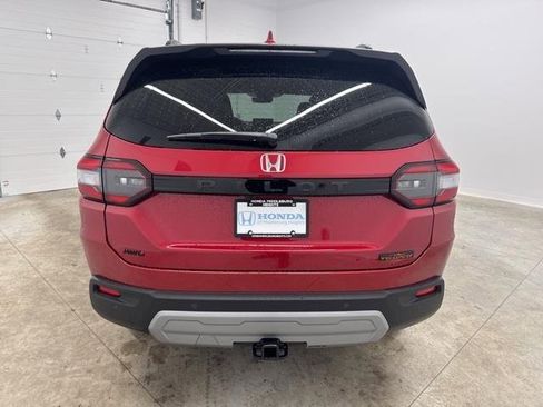 New 2025 Honda Pilot TrailSport image 6
