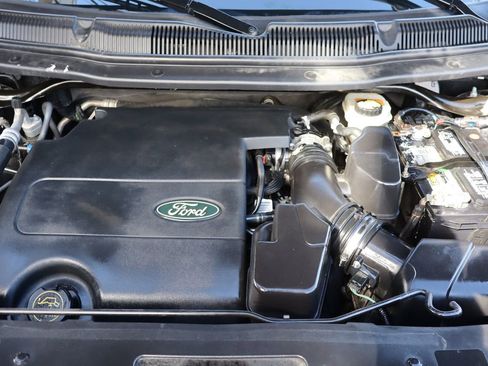 Used 2015 Ford Explorer XLT w/ Equipment Group 202A image 40