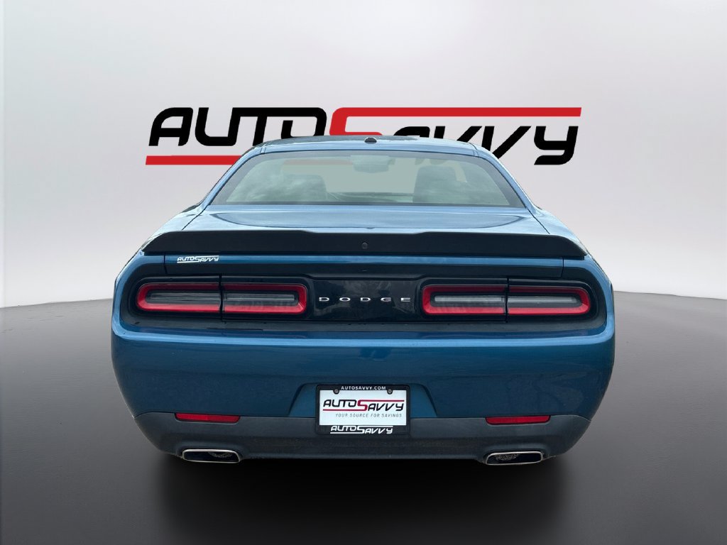 Used 2023 Dodge Challenger SXT RWD image 6