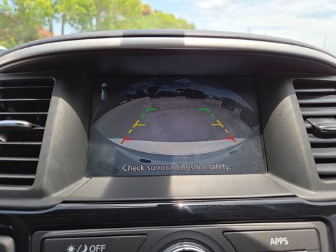 Used 2019 Nissan Pathfinder SV FWD image 38