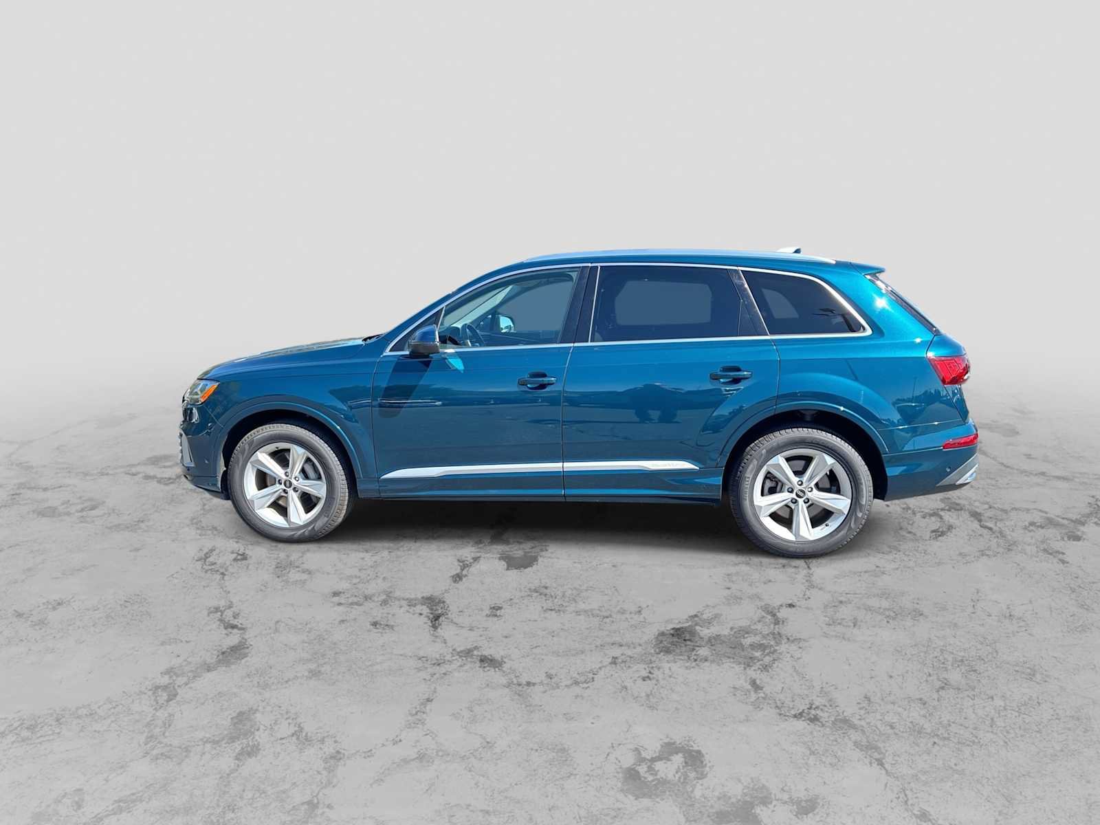 Used 2021 Audi Q7 2.0T Premium Plus w/ Premium Plus Package AWD/4WD image 5