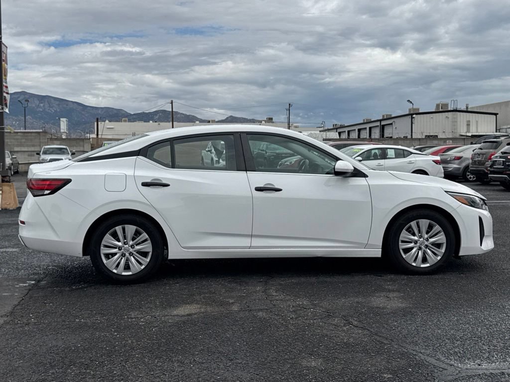 Used 2024 Nissan Sentra S FWD image 9
