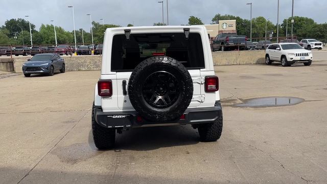 Used 2019 Jeep Wrangler Unlimited Sahara AWD/4WD image 7