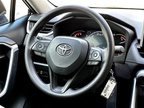 Used 2025 Toyota RAV4 LE FWD image 29