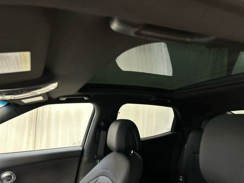 New 2025 Genesis GV60 Advanced image 20